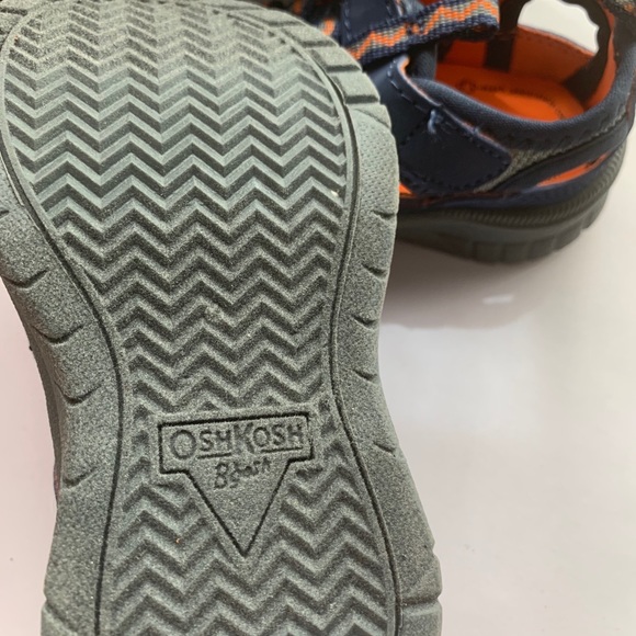 Oshkosh kids navy 5T Navy and orange color Velcro - Picture 12 of 13